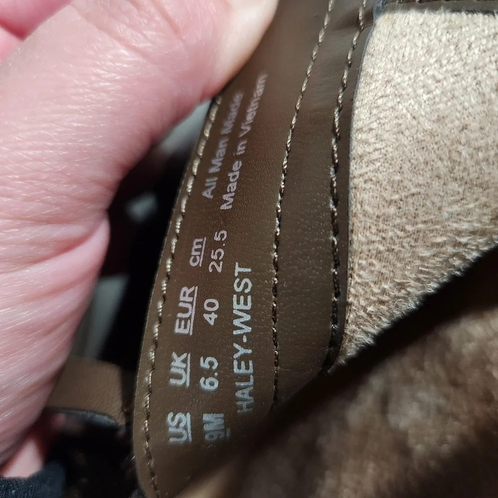 SOUL BY NATURALIZER Women's Brown Lightweight Haley Almond Toe Wedge Booties 9M